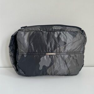 Anorak Quilted Puffer Down Camoflage Pouch/Cosmetic Bag